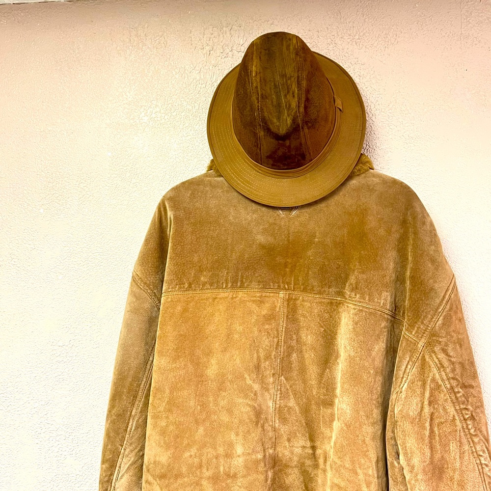 Men’s winter jacket, 100% Leather, Hat included